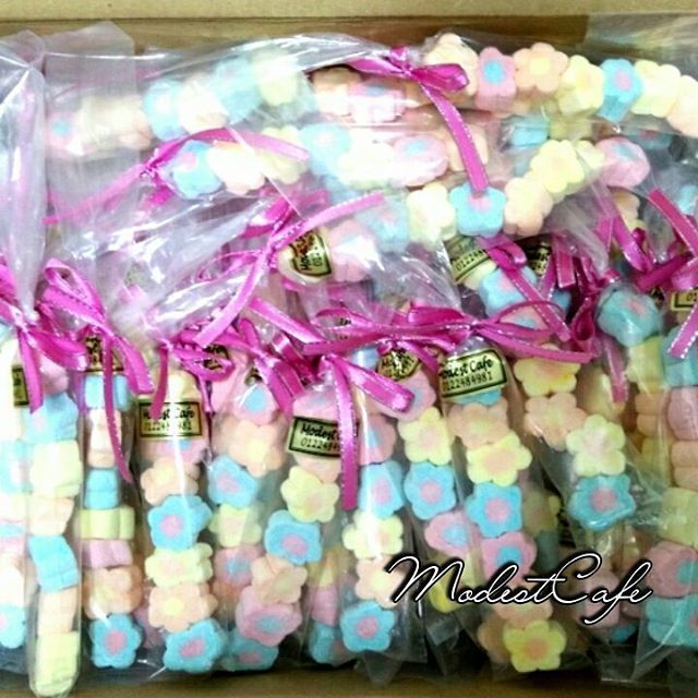 Marshmallow with Ribbon
