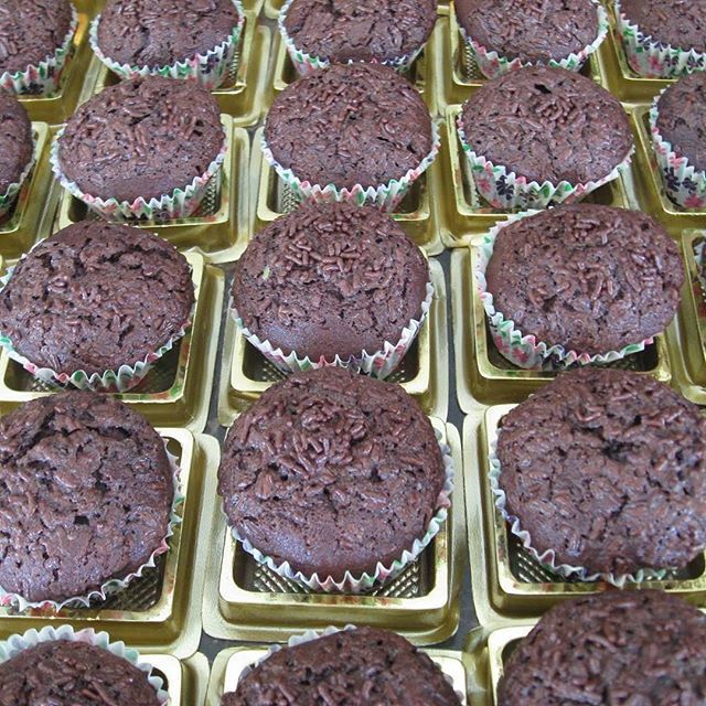 Exclusive Gold Box Muffin