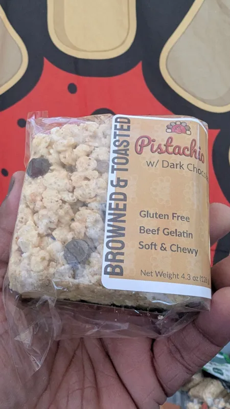 Pistachio Chocolate Marshmallow Crispy Bar