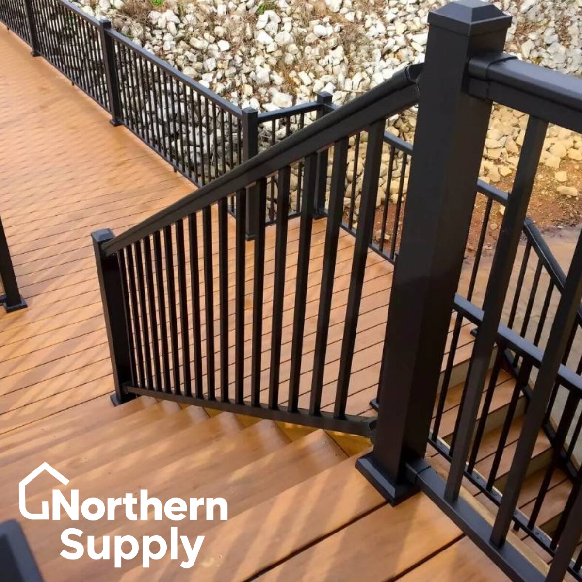 Aluminum bar railing stairway 