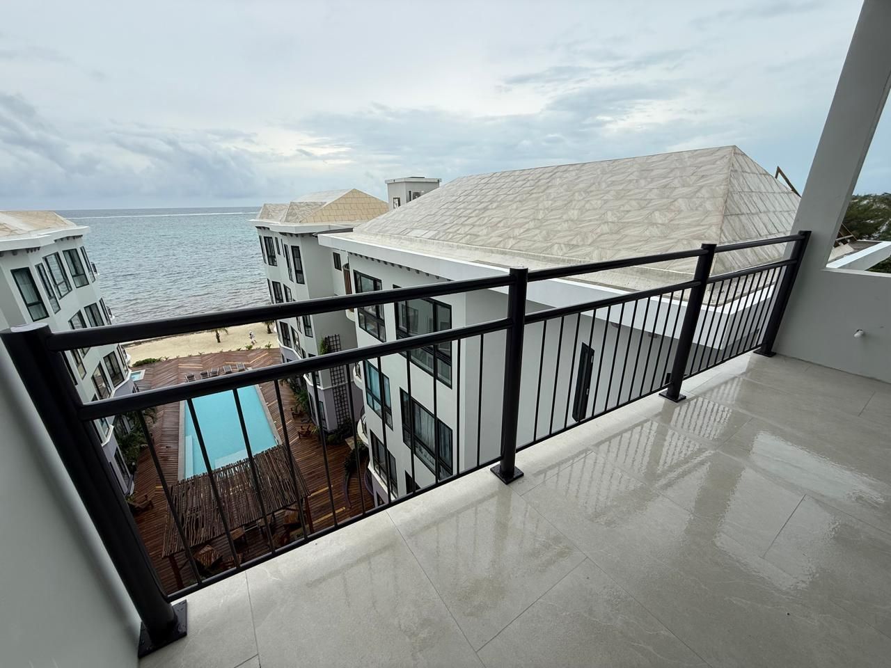 Powder Coated Aluminum Bar Railing