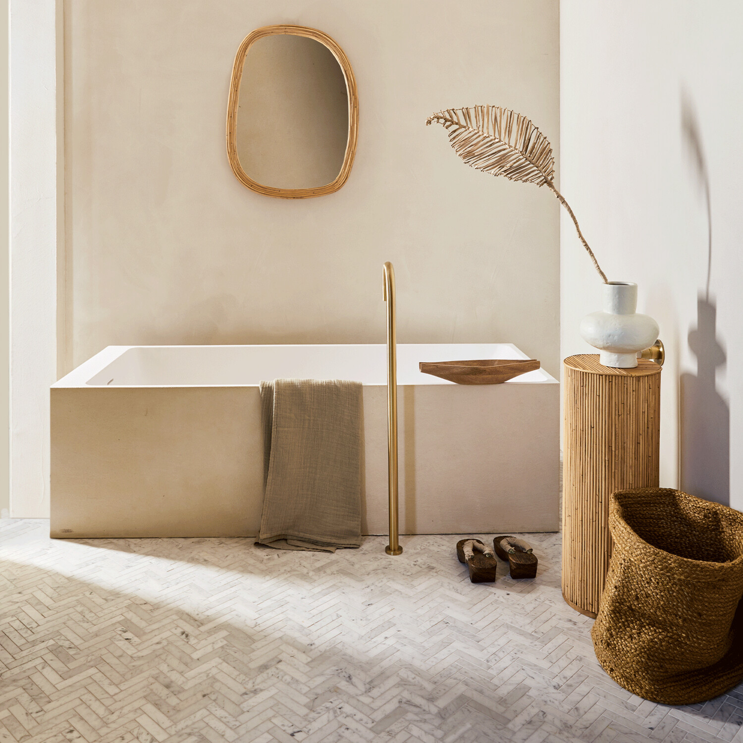 UNC | Mirror Rattan M, Natural