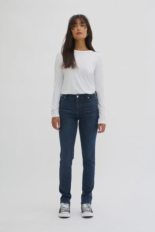 The celina 100 high straight | dark blue wash