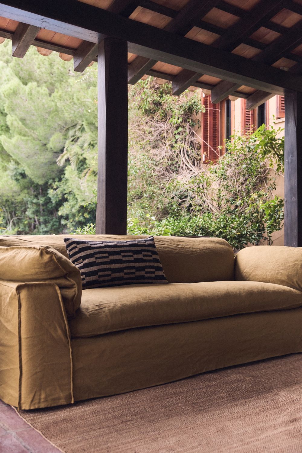 HK Living Natural monochrome cushion