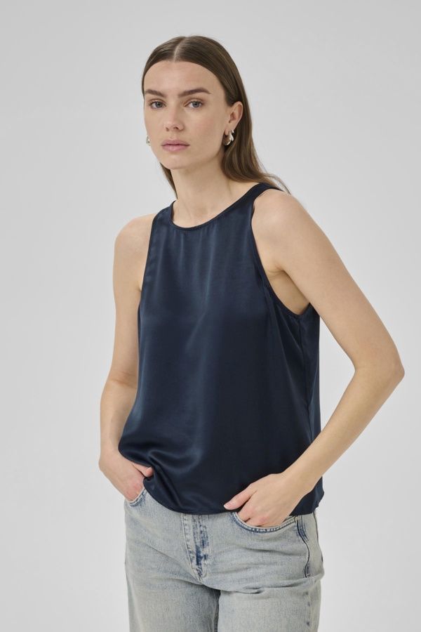 MEW | Estelle top | After midnight