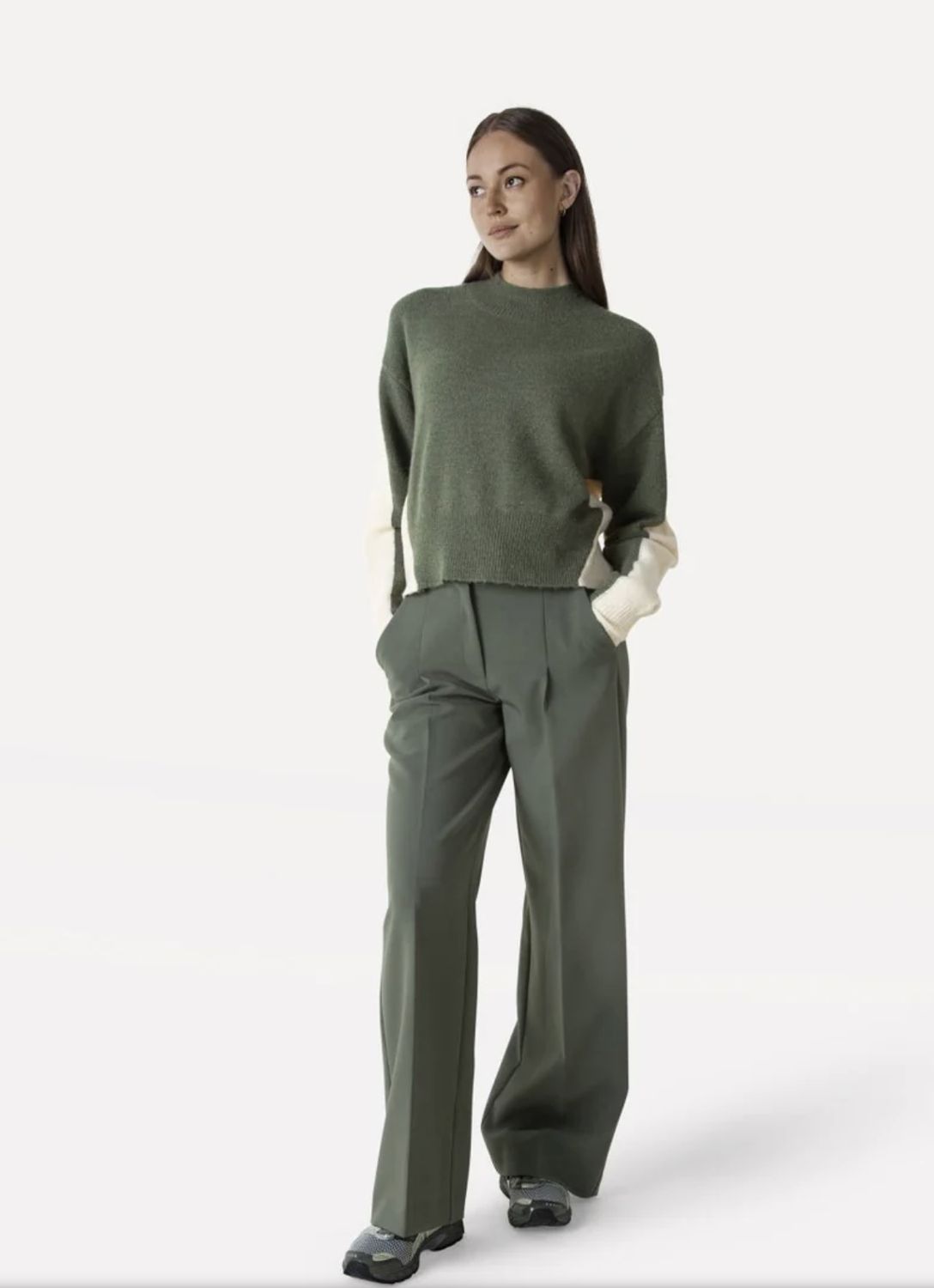 Another Label | Moore pleated pants, dark moss