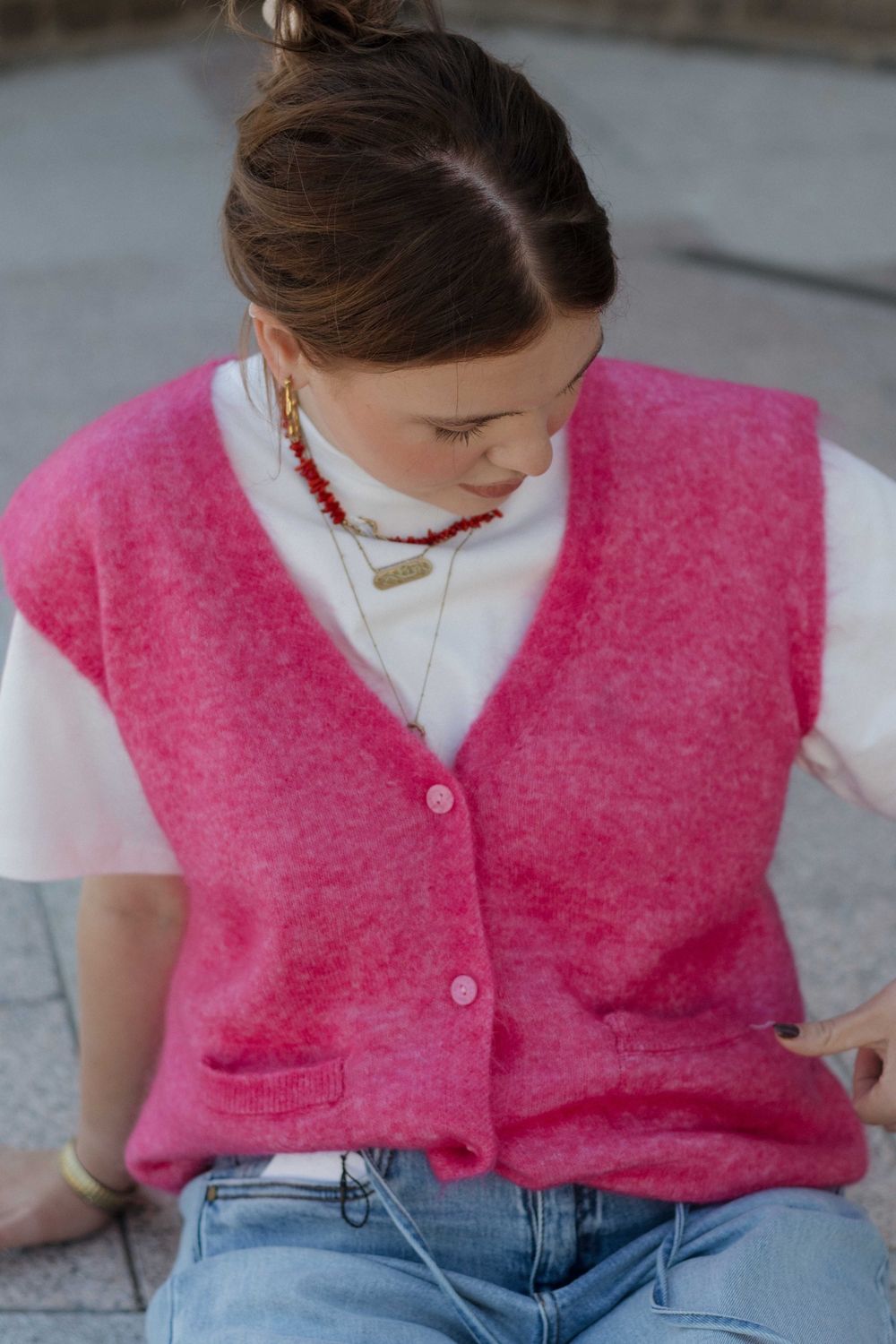 TWINS | Sleeveless buttoned cardigan, fuchsia