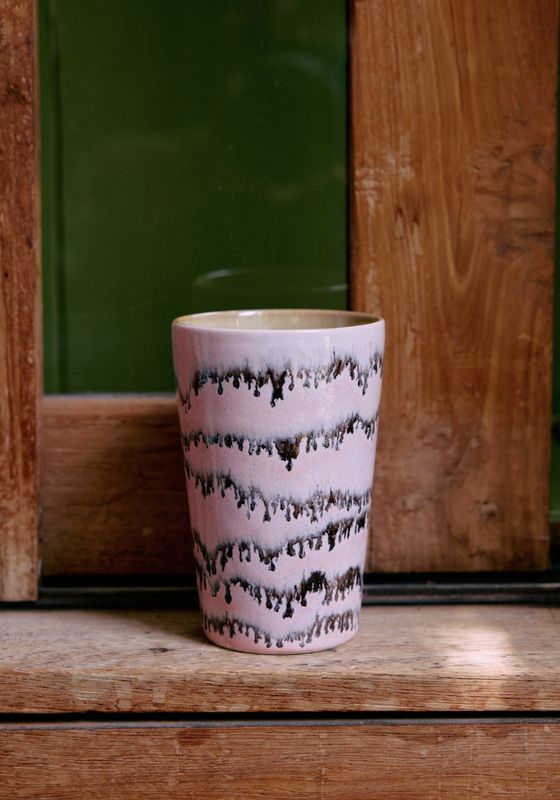 HK Living | 70s ceramics: tea mug, bubble