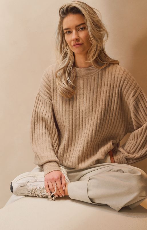 YAYA | Geribde trui met ronde hals | Light camel