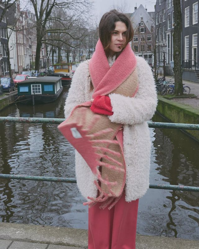 Another Label | Ina scarf