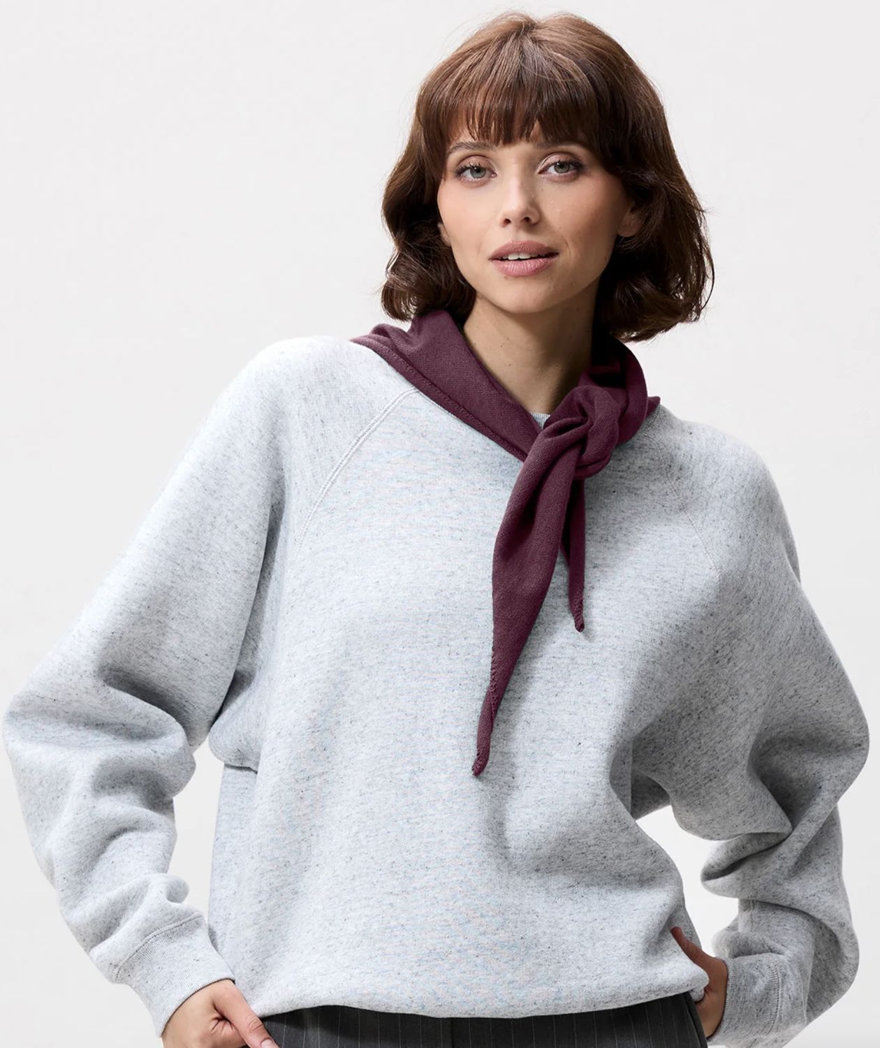 Catwalk Junkie triangle scarf, Color: Winetasting