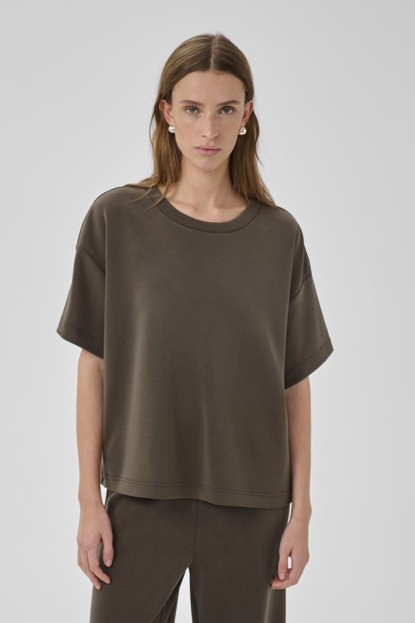 MEW | Helle boxy tee | major brown