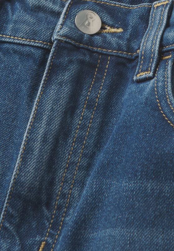 Armed Angels Sheaari denim short wavy blue
