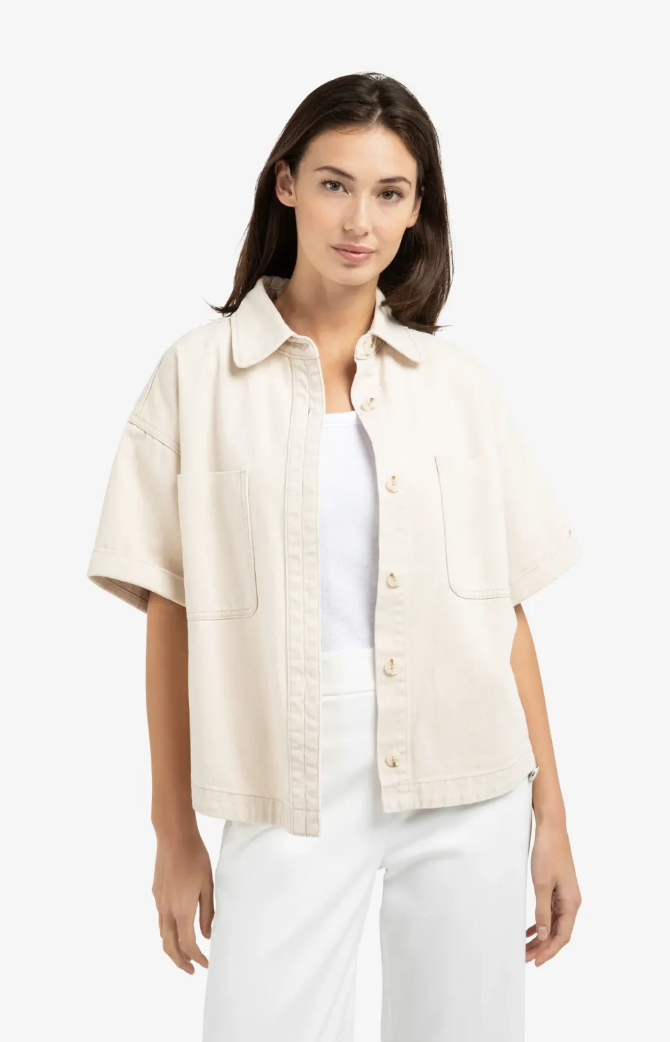 yayaDenim jacket with  short sleeves and patch pockets