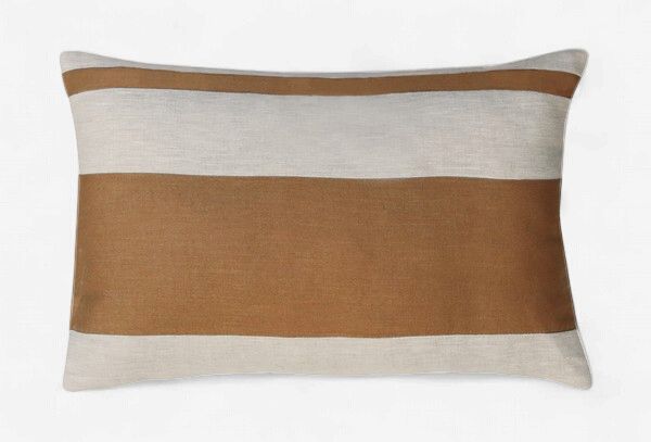 Thuis met moonKussen linnen 2 streep kiezel mocha mousse 56x38cm