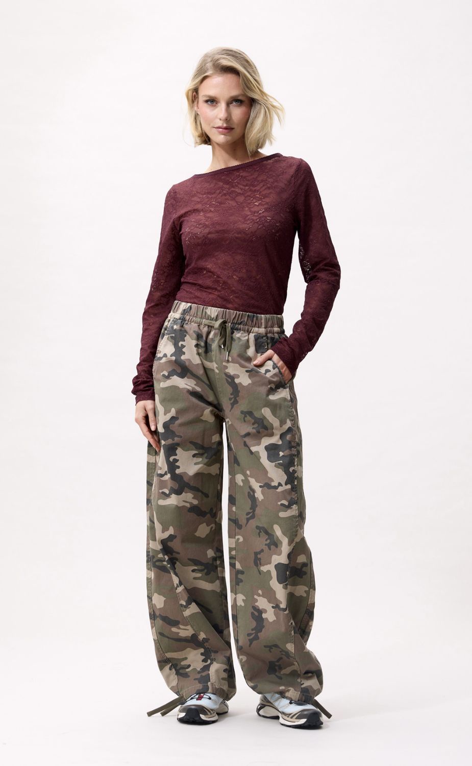 Lace long sleeve, merlot