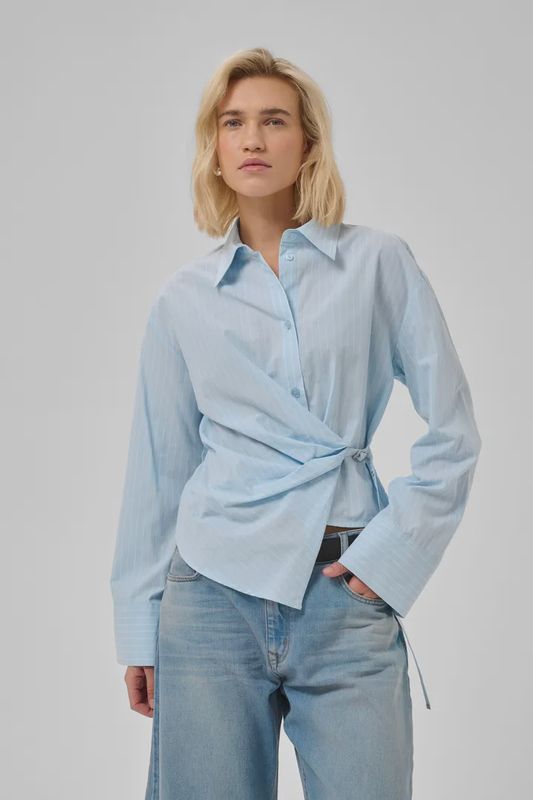 MEW Bella belt shirt licht blauw
