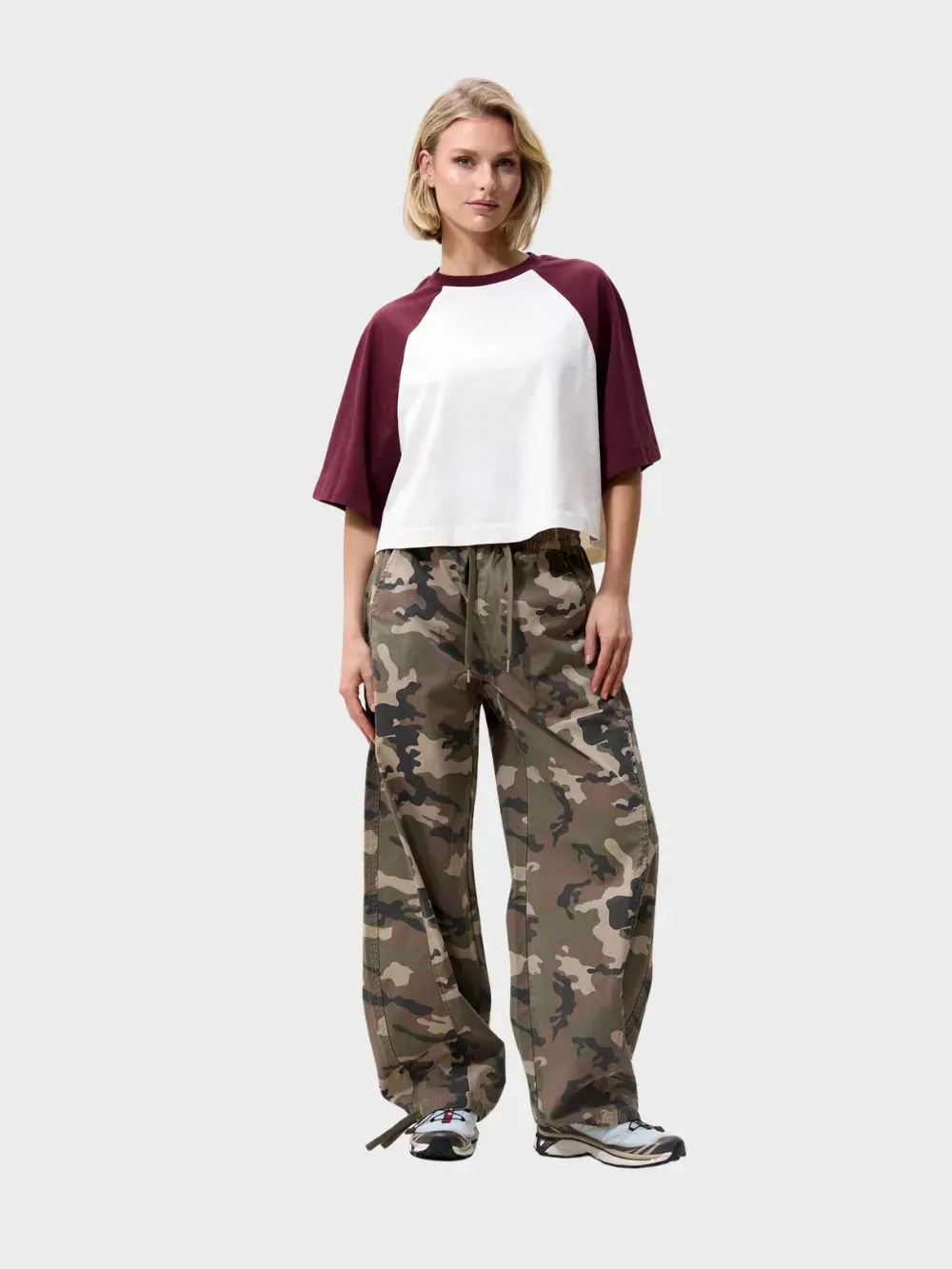 Catwalk junkie barrel fit camo jogger