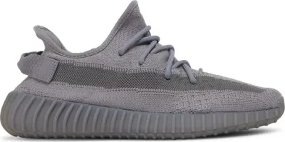 Yeezy Boost 350 V2
Steel Grey