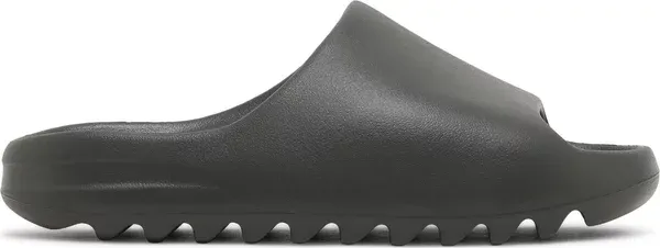 Yeezy Slide
Dark Onyx
