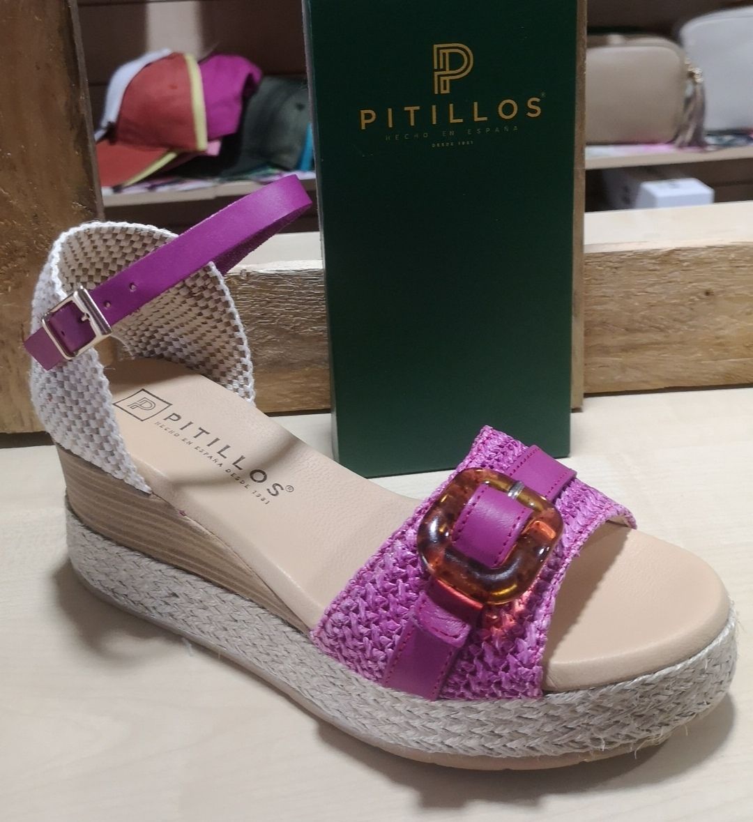 Sandalia cuña PITILLOS con plantilla memori foam