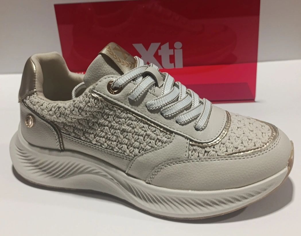 Sneaker XTI 