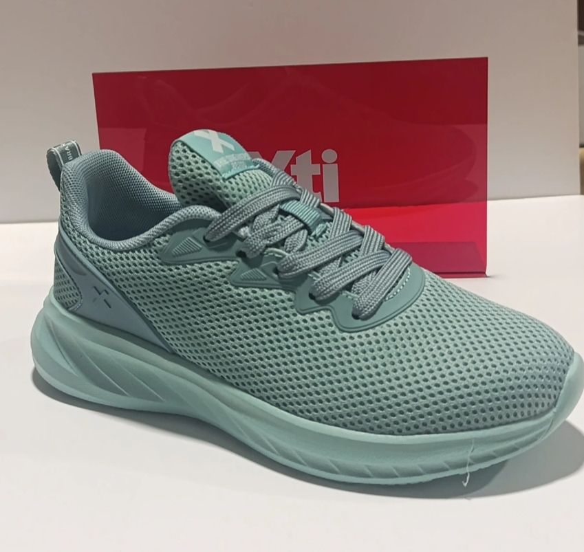 Sneaker XTI