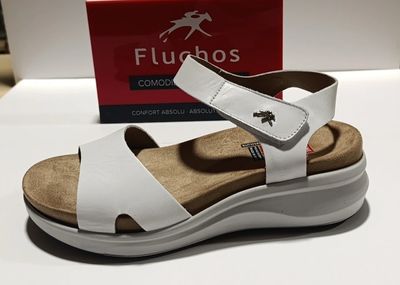 Sandalia cuña FLUCHOS