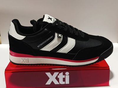 Sneaker caballero de XTI 144582