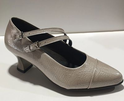 Mercedes señora PITILLOS 10852