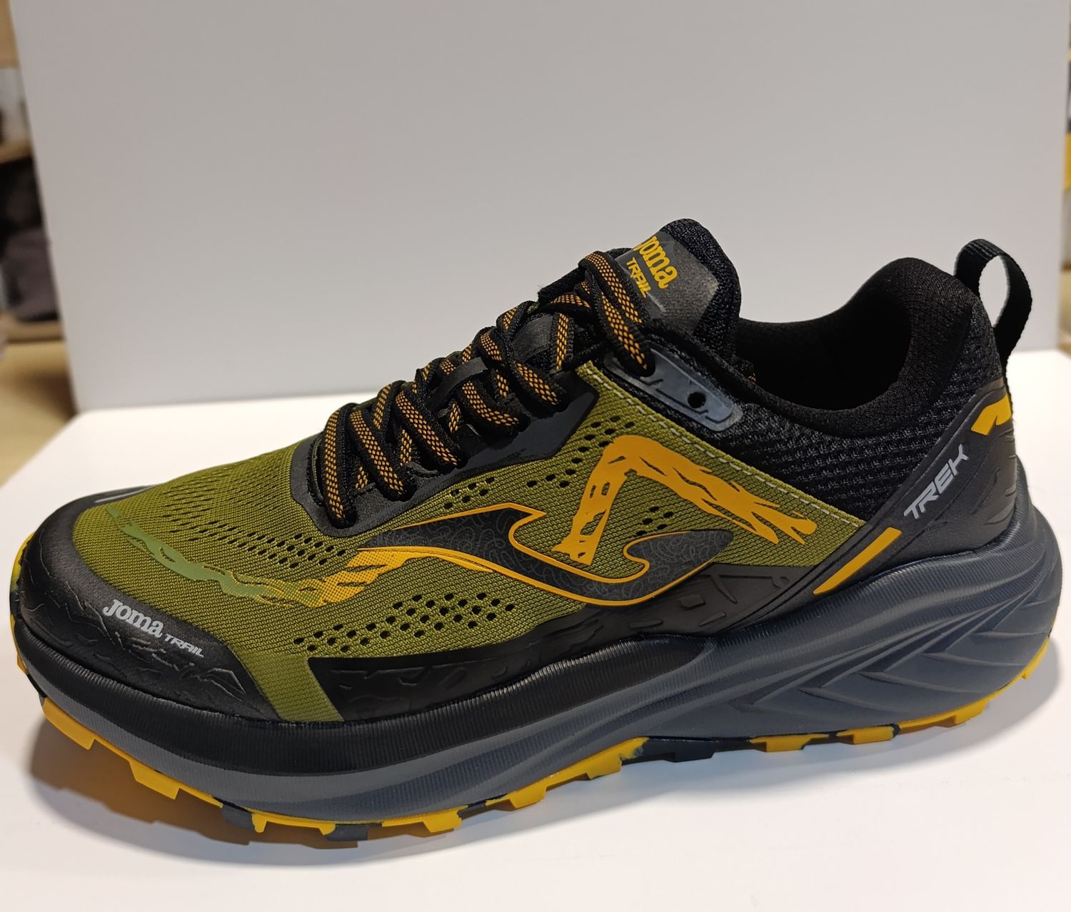 Deportivo treeking caballero JOMA TKTRES2623