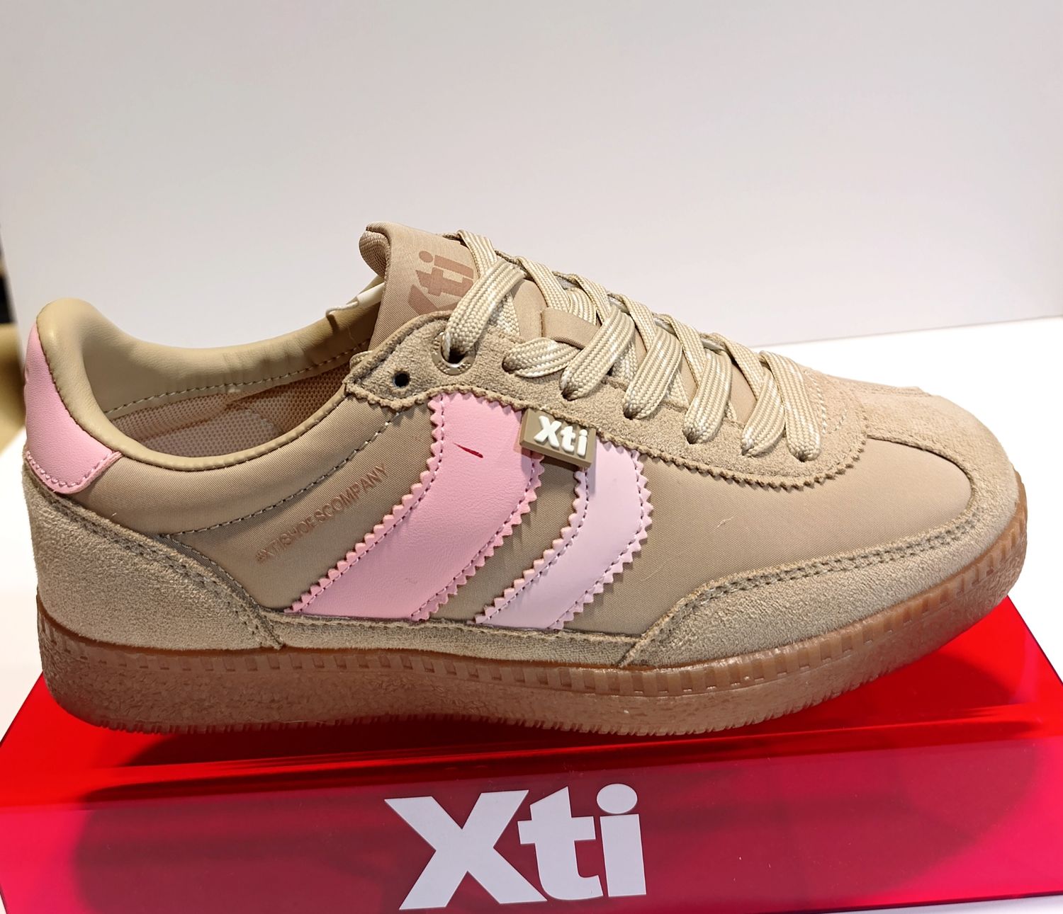 Sneaker Sra XTI antelina beige 14505205