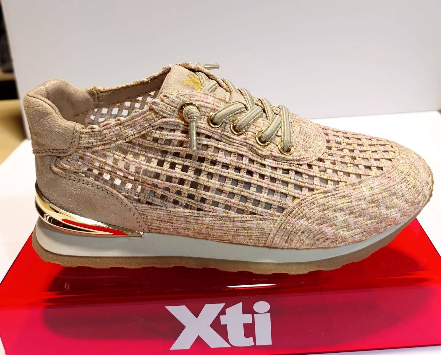 Sneaker Sra XTI textil beige 14519601