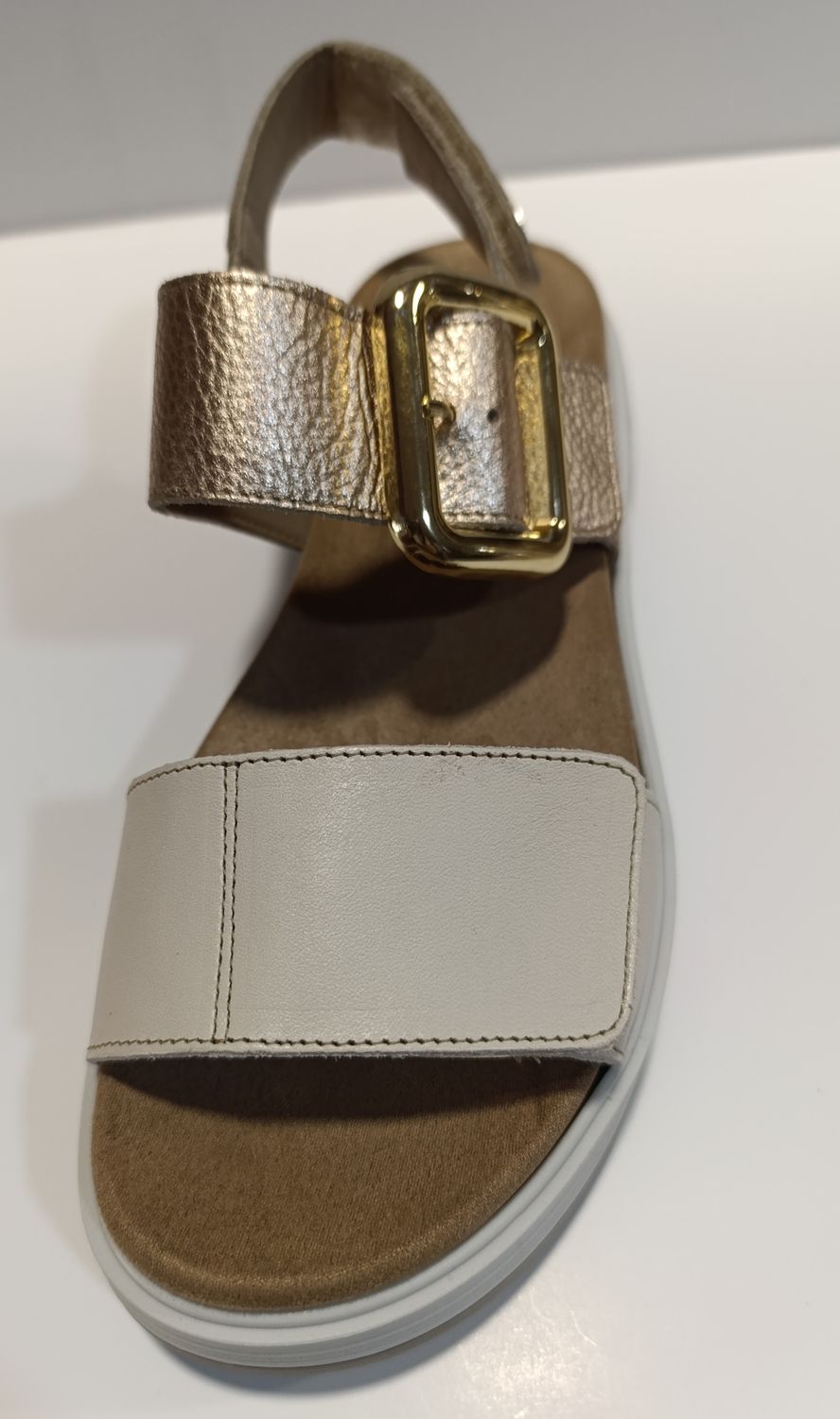 Sandalia cuña FLUCHOS F2166