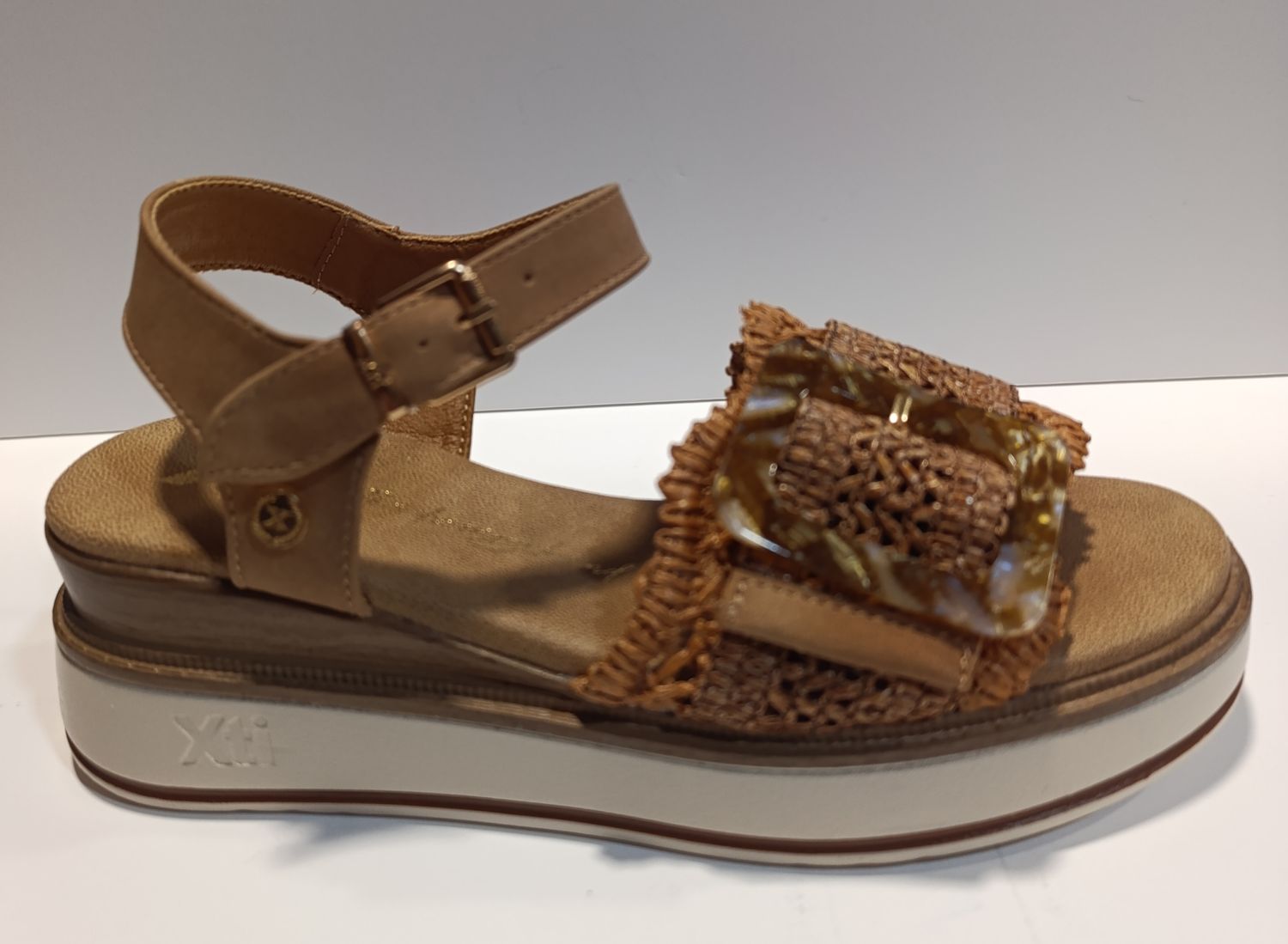 Sandalia cuña Sra XTI 14524001