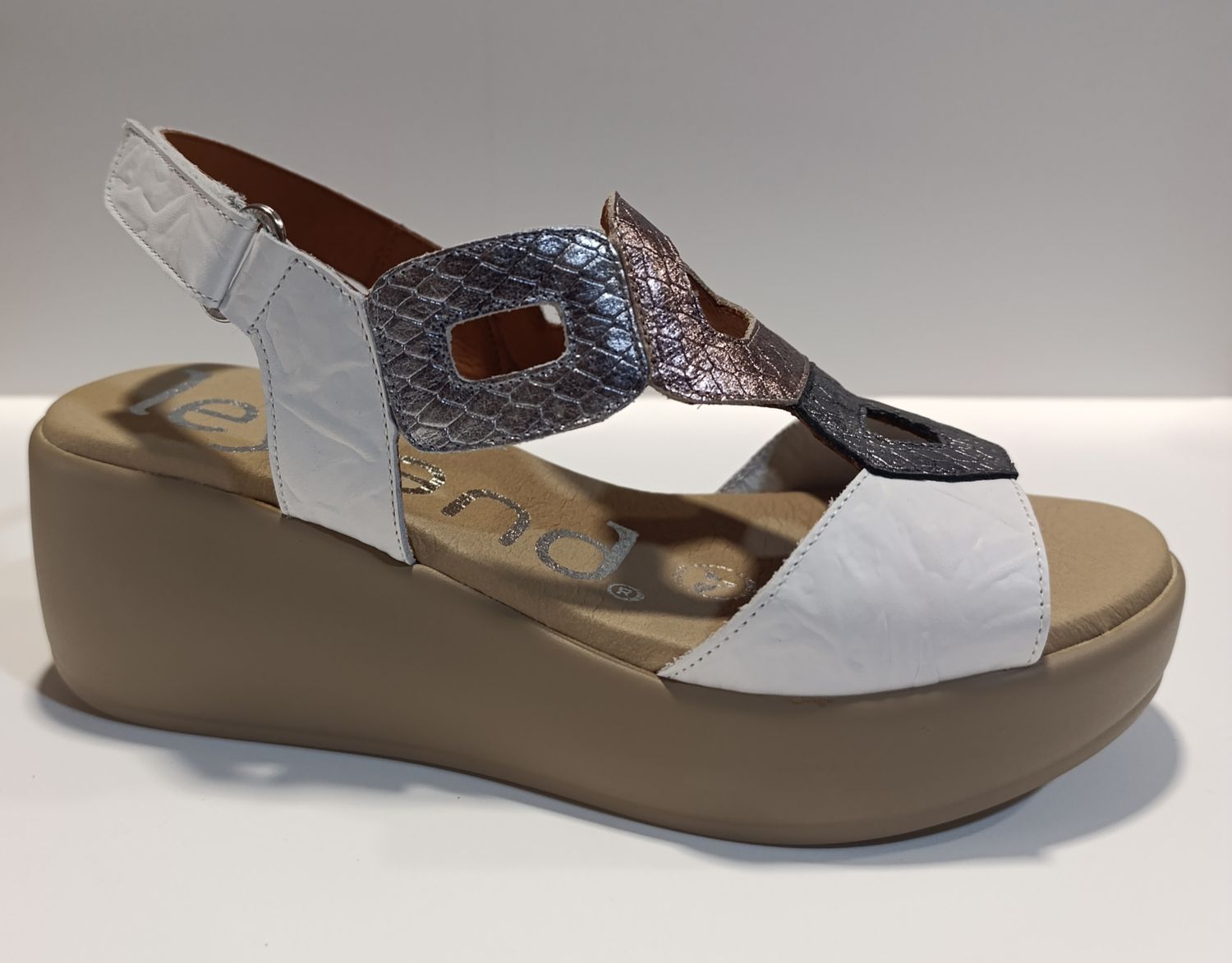 Sandalia cuña Sra LEYLAND 5220