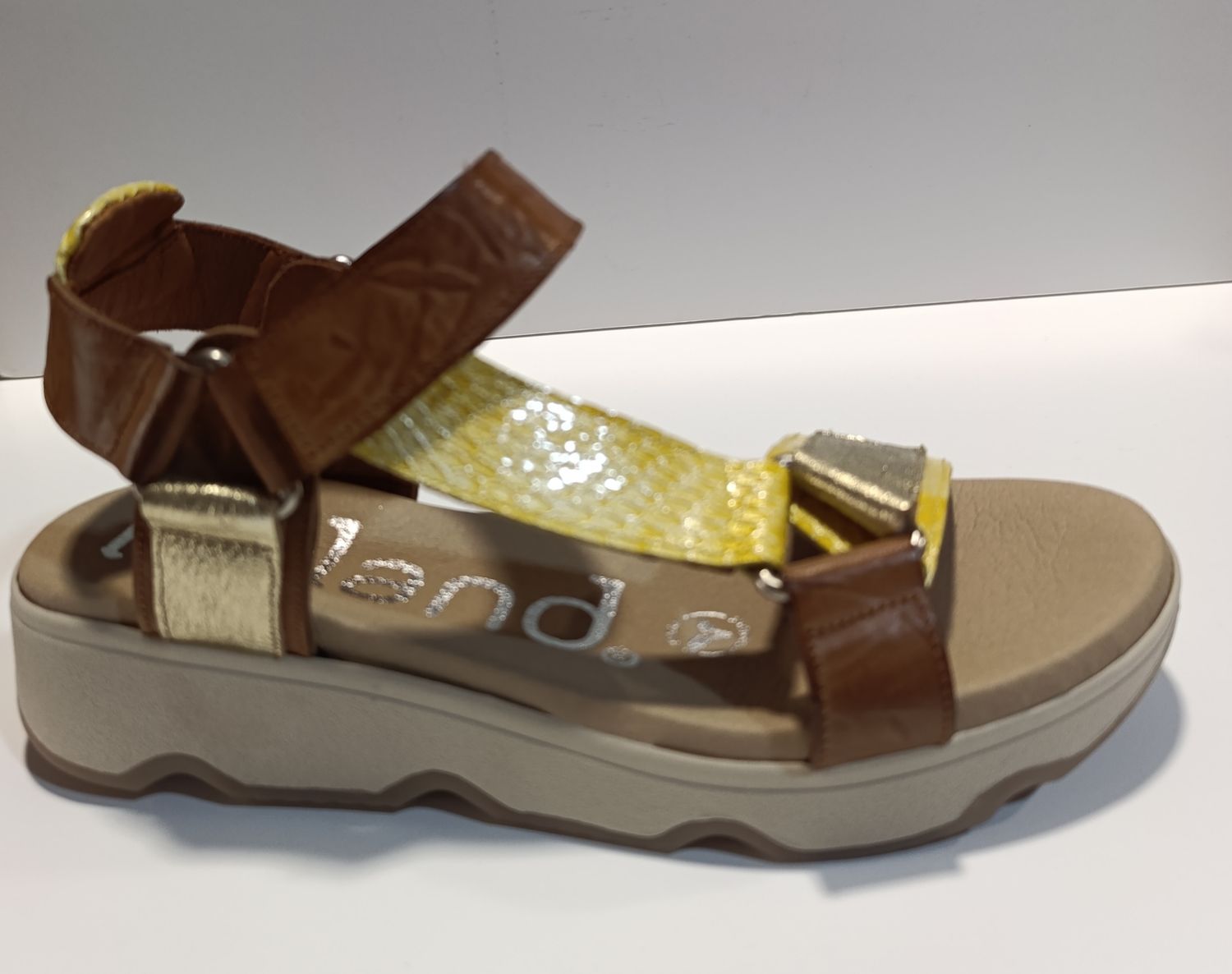 Sandalia cuña Sra LEYLAND 5510