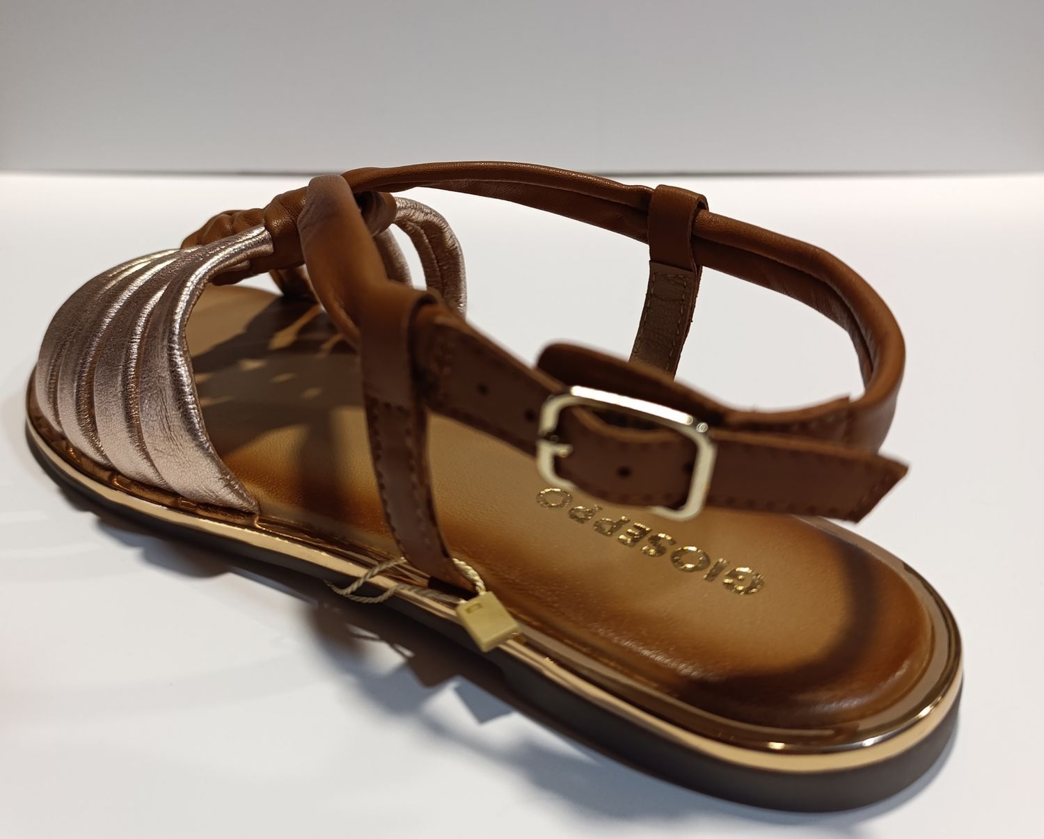 Sandalia plana GIOSEPPO PEPERELL