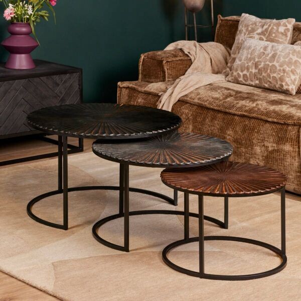 Salontafelset Kris,  drie elegante tafels
