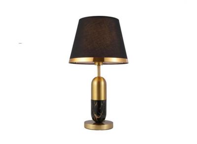 Hotel chique tafellamp ovaalpoot zwarte marmerlook en gouden accenten.