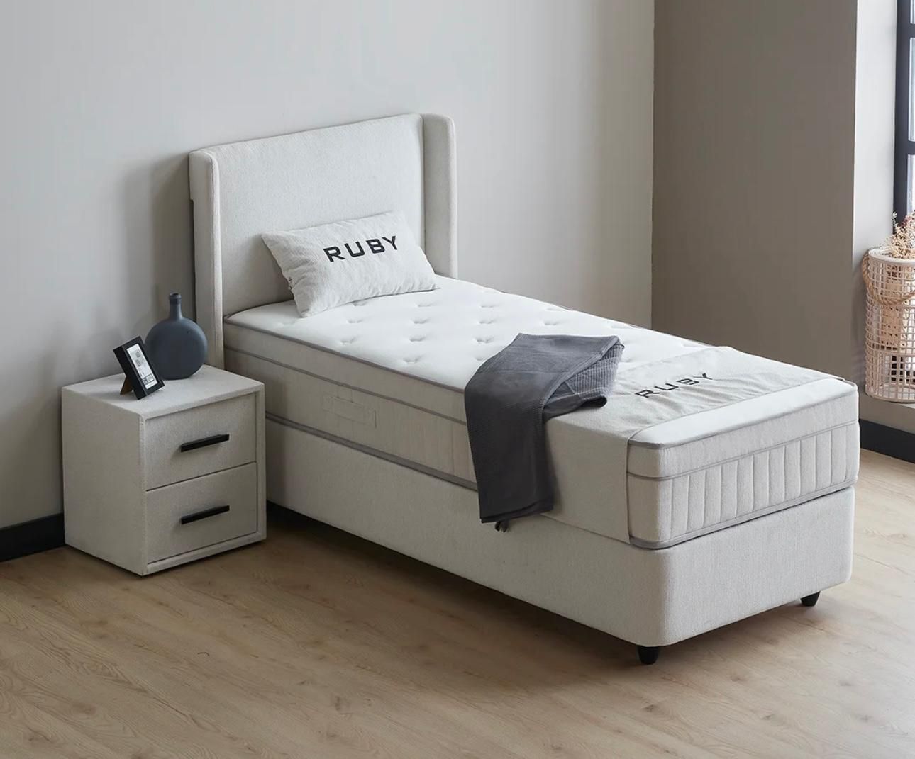 Boxspring Ruby, verkrijbaar in verschillende maten