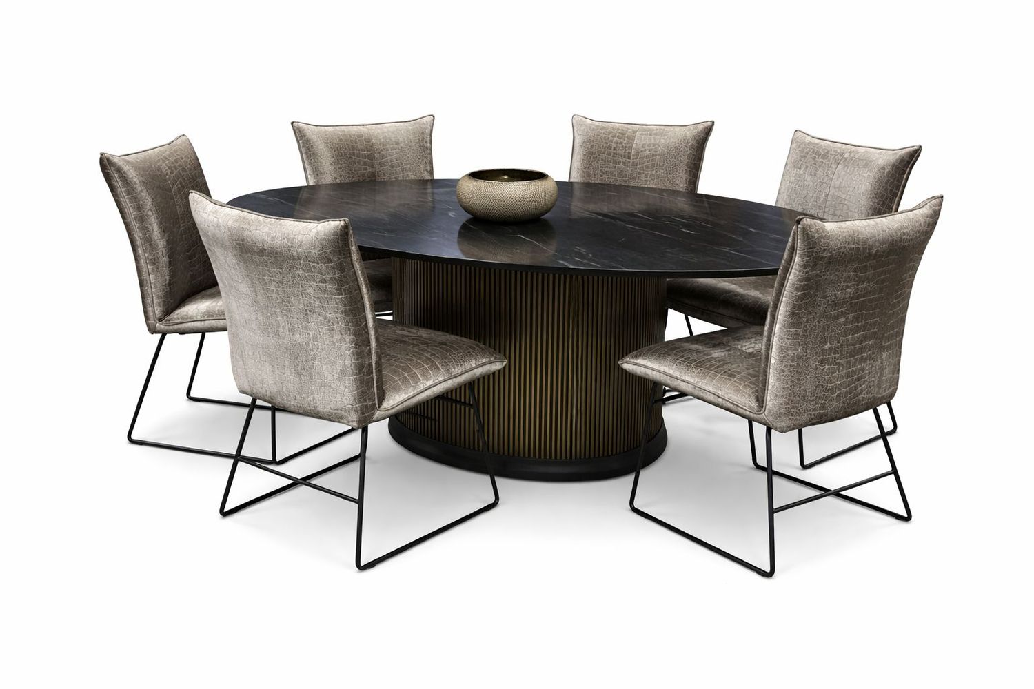 ​Stoel Ivo in luxe Champagne, Zwart velvet stof, keuze uit  Croco of Kemer