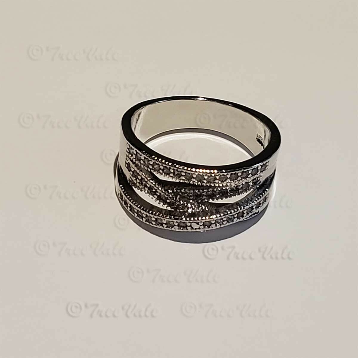 Fashion Express Ring - 925 Sterling Silver
