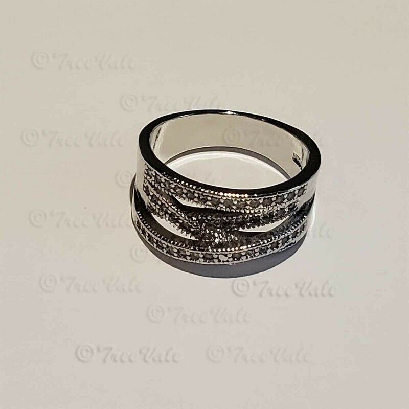 Fashion Express Ring - 925 Sterling Silver
