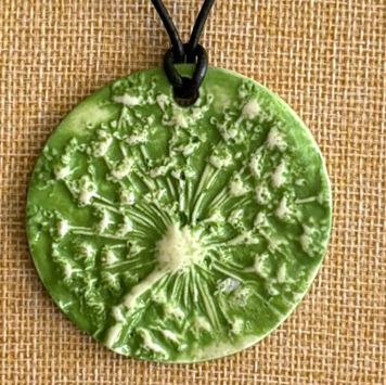 Green Wild Carrot Pendant