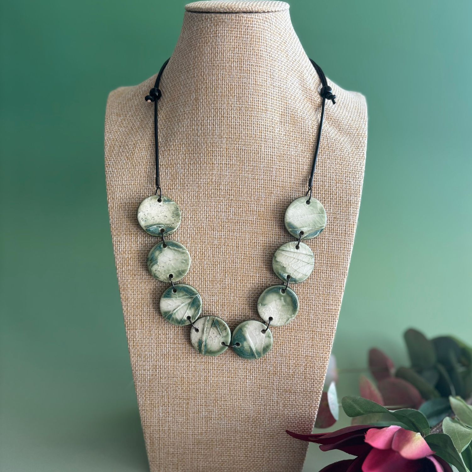 Green Foliage Necklace