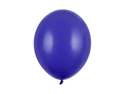 Sininen ilmapallo vauvakutsuille