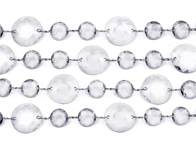 Kristallinauha vauvajuhlien koristeeksi