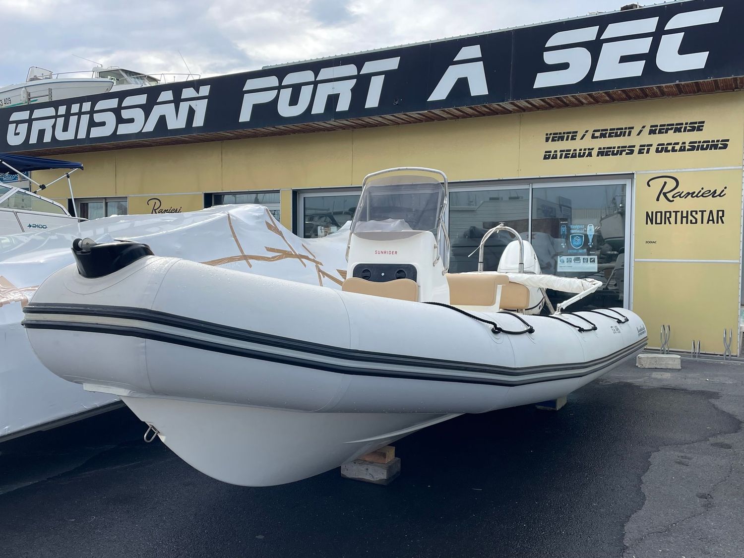 Z NAUTIC
BOMBARD SUNRIDER 650
