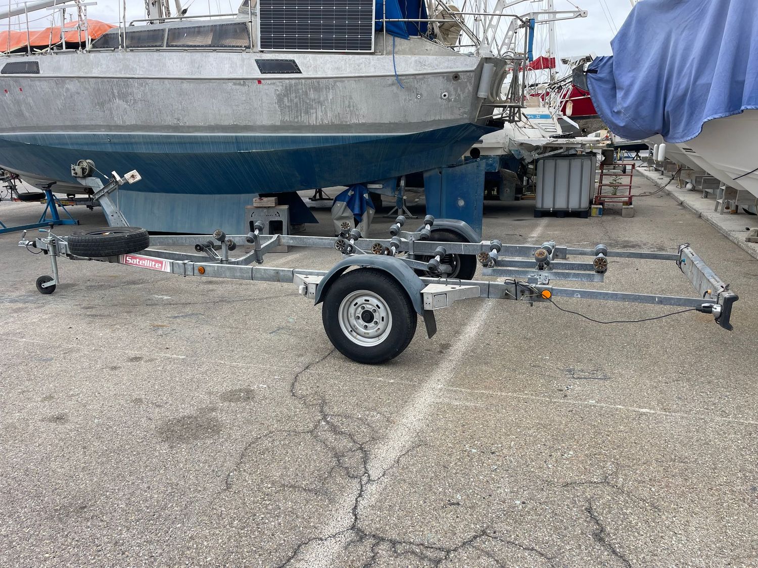 ​Remorque bateau SATELLITE
